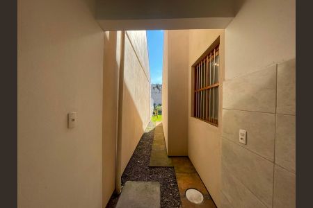 Casa para alugar com 51m², 2 quartos e 1 vaga