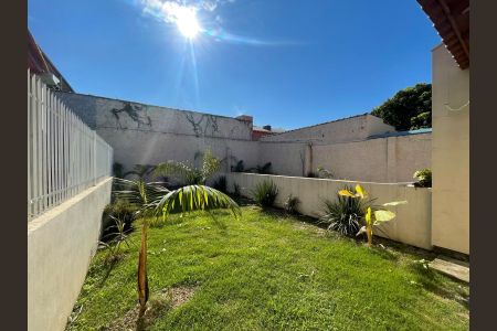 Casa para alugar com 51m², 2 quartos e 1 vaga
