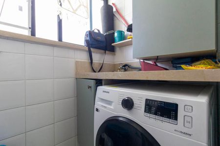Apartamento à venda com 40m², 1 quarto e 1 vaga Apartamento à venda com 40m², 1 quarto e 1 vagaCozinha e Área de Serviço