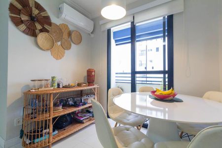 Apartamento à venda com 40m², 1 quarto e 1 vaga Apartamento à venda com 40m², 1 quarto e 1 vagaSala