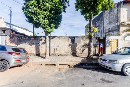 Casa para alugar com 66m², 2 quartos e sem vagaFachada
