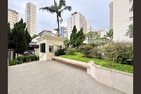 Apartamento para alugar com 97m², 2 quartos e 2 vagas Apartamento para alugar com 97m², 2 quartos e 2 vagasEntrada