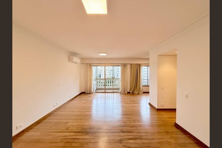 Apartamento para alugar com 97m², 2 quartos e 2 vagas Apartamento para alugar com 97m², 2 quartos e 2 vagasSala