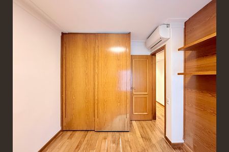 Apartamento para alugar com 97m², 2 quartos e 2 vagas Apartamento para alugar com 97m², 2 quartos e 2 vagasQuarto 2