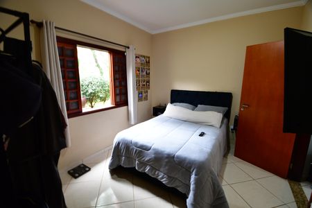Casa à venda com 342m², 4 quartos e 4 vagasQuarto 3 - Suíte