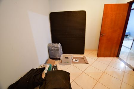 Casa à venda com 342m², 4 quartos e 4 vagasQuarto 1