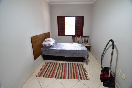Casa à venda com 342m², 4 quartos e 4 vagasQuarto 2 - Suíte