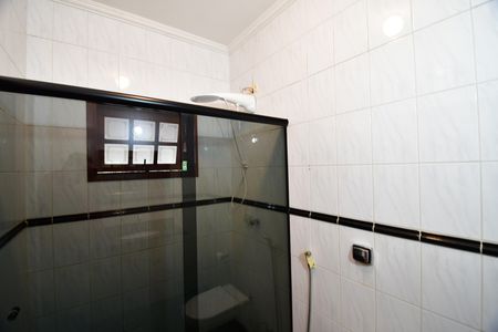 Casa à venda com 342m², 4 quartos e 4 vagasBanheiro Suíte