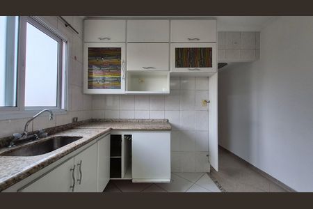 Apartamento para alugar com 134m², 2 quartos e 2 vagas Apartamento para alugar com 134m², 2 quartos e 2 vagasCozinha