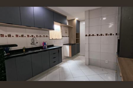 Casa para alugar com 180m², 3 quartos e 2 vagasCozinha