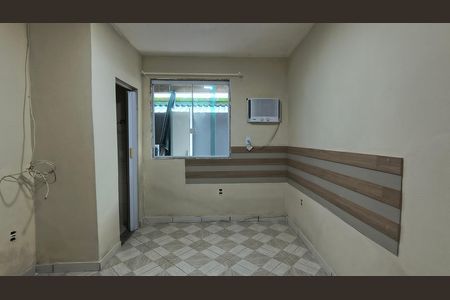 Suíte  de casa para alugar com 3 quartos, 180m² em Vargem Pequena, Rio de Janeiro