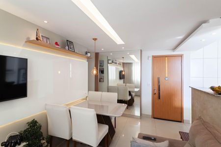 Sala de apartamento à venda com 2 quartos, 45m² em Castelo, Belo Horizonte