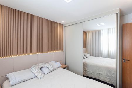 Apartamento à venda com 45m², 2 quartos e 1 vagaQuarto 2