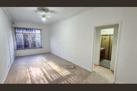 Apartamento para alugar com 80m², 3 quartos e sem vaga Apartamento para alugar com 80m², 3 quartos e sem vagaSala