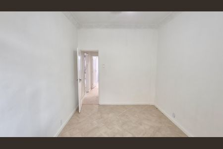 Apartamento para alugar com 80m², 3 quartos e sem vaga