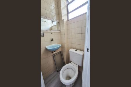 Apartamento para alugar com 80m², 3 quartos e sem vaga Apartamento para alugar com 80m², 3 quartos e sem vagaBanheiro 2