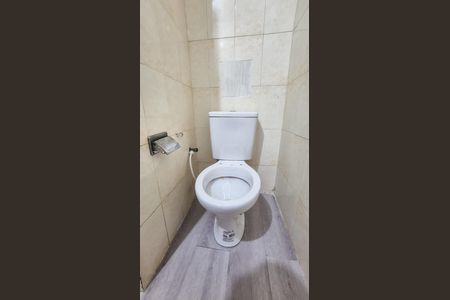 Apartamento para alugar com 80m², 3 quartos e sem vaga Apartamento para alugar com 80m², 3 quartos e sem vagaBanheiro 1