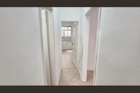 Apartamento para alugar com 80m², 3 quartos e sem vaga Apartamento para alugar com 80m², 3 quartos e sem vagaCorredor