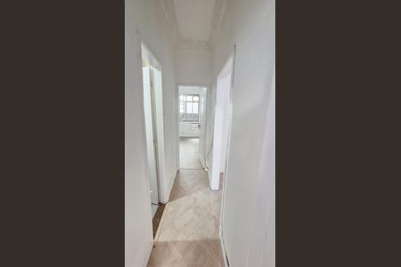 Apartamento para alugar com 80m², 3 quartos e sem vaga Apartamento para alugar com 80m², 3 quartos e sem vagaCorredor