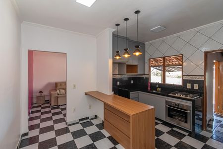 Casa à venda com 85m², 2 quartos e sem vaga Casa à venda com 85m², 2 quartos e sem vagaCozinha
