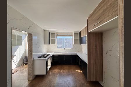 Cozinha de casa de condomínio para alugar com 4 quartos, 300m² em Ilha de Guaratiba, Rio de Janeiro