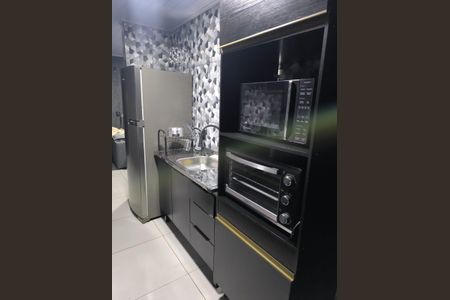 Foto 02 de apartamento para alugar com 2 quartos, 45m² em Jardim Santo Expedito, Guarulhos