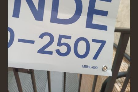 Apartamento à venda com 34m², 1 quarto e 1 vaga Apartamento à venda com 34m², 1 quarto e 1 vagaPlaquinha
