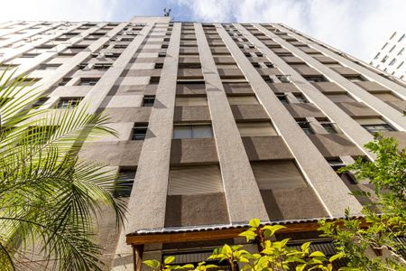 Apartamento à venda com 34m², 1 quarto e 1 vagaFachada