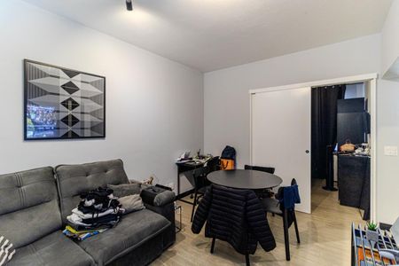 Apartamento à venda com 34m², 1 quarto e 1 vaga Apartamento à venda com 34m², 1 quarto e 1 vagaSala