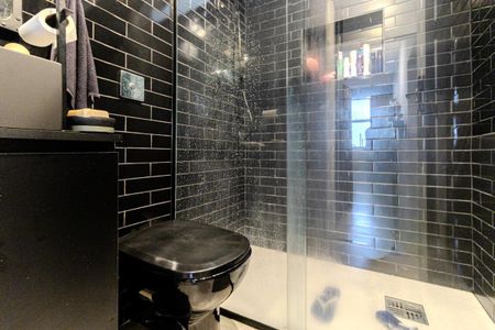 Apartamento à venda com 34m², 1 quarto e 1 vaga Apartamento à venda com 34m², 1 quarto e 1 vagaBanheiro