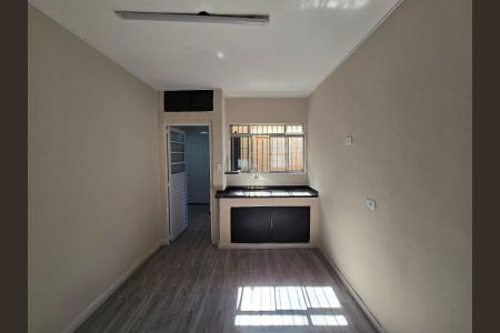 Casa para alugar com 155m², 2 quartos e sem vaga Casa para alugar com 155m², 2 quartos e sem vagaCozinha