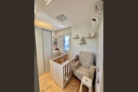 Apartamento à venda com 171m², 4 quartos e 4 vagas Apartamento à venda com 171m², 4 quartos e 4 vagasQuarto