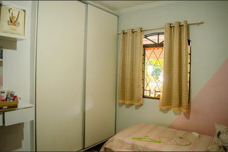 Casa à venda com 360m², 3 quartos e 4 vagasQuarto 2