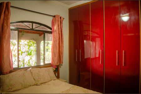 Casa à venda com 360m², 3 quartos e 4 vagasSuíte