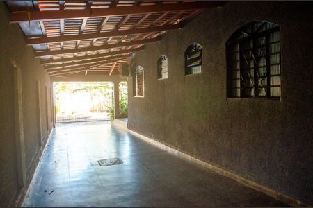 Casa à venda com 360m², 3 quartos e 4 vagasGaragem