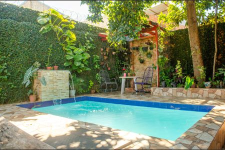 Casa à venda com 360m², 3 quartos e 4 vagasPiscina