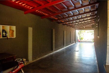 Casa à venda com 360m², 3 quartos e 4 vagasGaragem