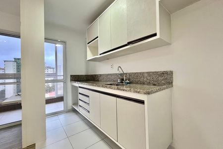 Apartamento à venda com 35m², 1 quarto e 1 vaga Apartamento à venda com 35m², 1 quarto e 1 vagaCozinha