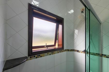Casa para alugar com 300m², 4 quartos e 3 vagasBanheiro