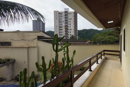 Casa para alugar com 300m², 4 quartos e 3 vagasSacada da suite 1