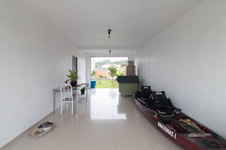 Garagem de casa à venda com 3 quartos, 187m² em Belém Velho, Porto Alegre
