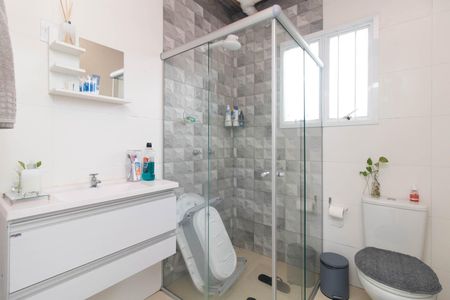 Casa à venda com 187m², 3 quartos e 2 vagasBanheiro