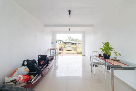 Garagem de casa à venda com 3 quartos, 187m² em Belém Velho, Porto Alegre