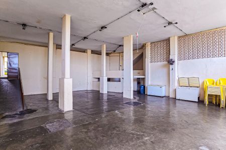 Apartamento à venda com 70m², 2 quartos e 1 vaga Apartamento à venda com 70m², 2 quartos e 1 vagaÁrea comum - Salão de festas
