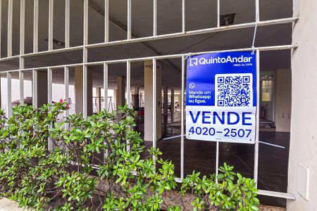 Apartamento à venda com 70m², 2 quartos e 1 vaga Apartamento à venda com 70m², 2 quartos e 1 vagaFachada do Prédio com placa