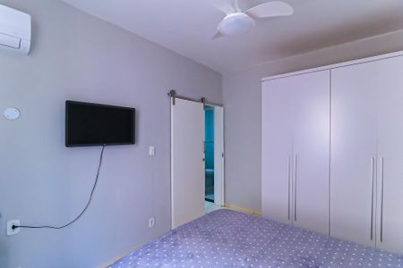 Apartamento à venda com 70m², 2 quartos e 1 vaga Apartamento à venda com 70m², 2 quartos e 1 vagaQuarto