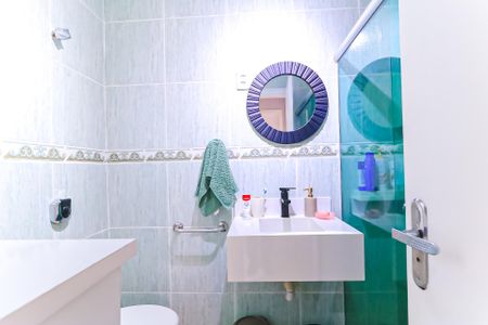 Apartamento à venda com 70m², 2 quartos e 1 vaga Apartamento à venda com 70m², 2 quartos e 1 vagaBanheiro