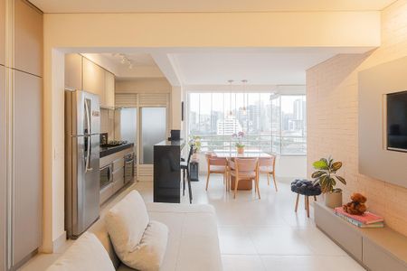 Sala de apartamento para alugar com 2 quartos, 70m² em Pinheiros, São Paulo