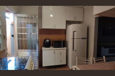Casa para alugar com 1 quarto, 49m² em Vila Carbone, São Paulo