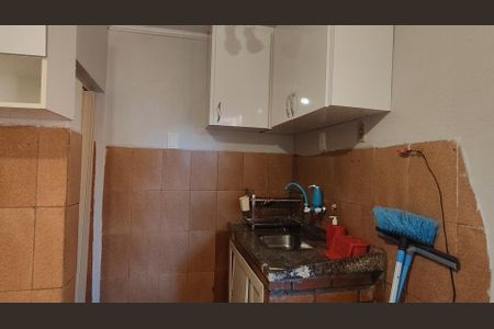 Casa para alugar com 1 quarto, 49m² em Vila Carbone, São Paulo